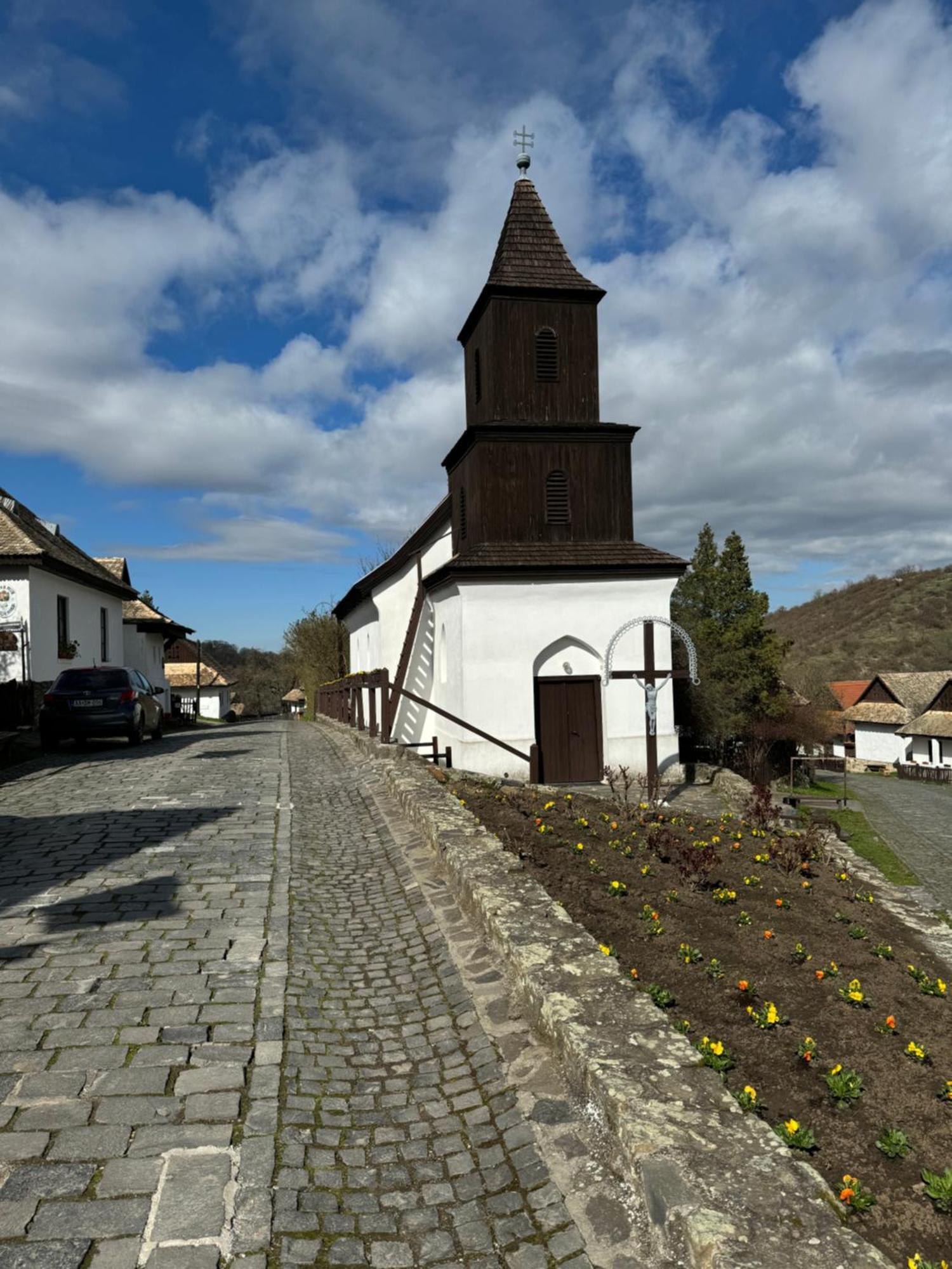 Karavan Guest House Hollókő Kültér fotó